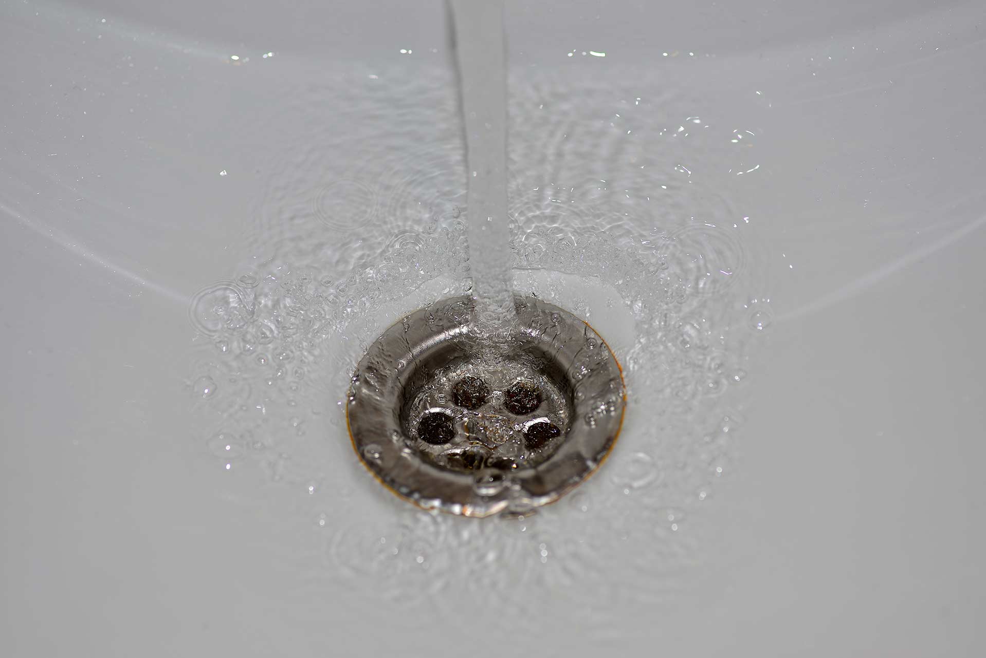 A2B Drains provides services to unblock blocked sinks and drains for properties in Welling.